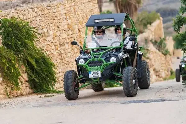 Safari in buggy mattutino a Gozo con sosta Blue Lagoon.