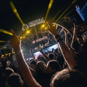 A massive crowd enjoying G7 Fridays at Gianpula Malta’s Main Room.