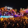 Vista sulla Main Room di Gianpula Malta con un’atmosfera da club esclusivo.
