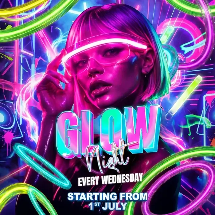 Glow Night at Toy Room Malta: UV effects, neon explosion and immersive nightlife.
