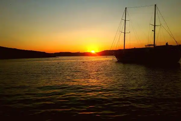 Sunset cruise to Blue Lagoon & Comino from St Julian’s.
