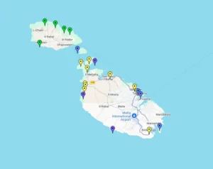 Mappa delle spiagge di Malta con le posizioni delle migliori spiagge sabbiose e rocciose dell'isola